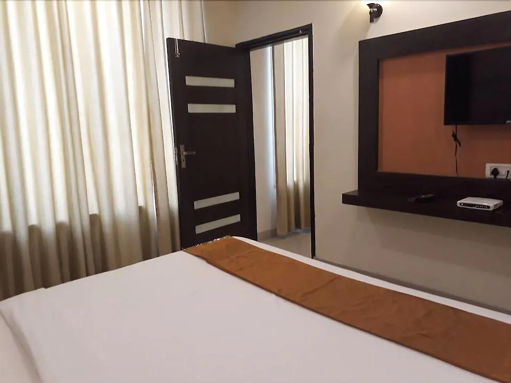 Light House Agra By Park Tree Hotel Agra (Uttar Pradesh)