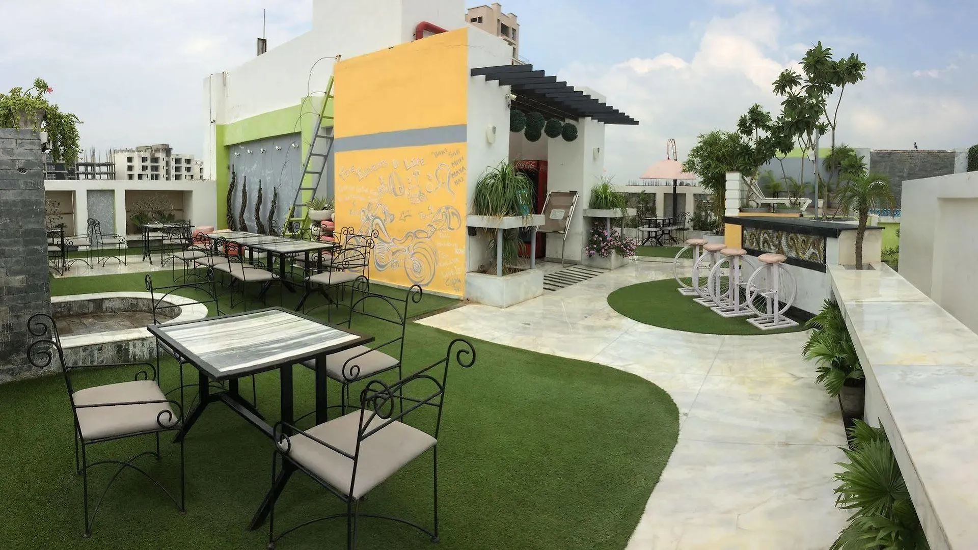 Light House Agra By Park Tree Hotel