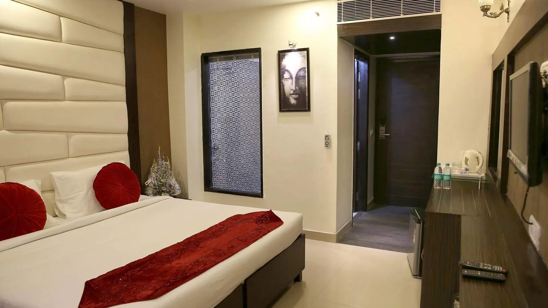 Light House Agra By Park Tree Hotel